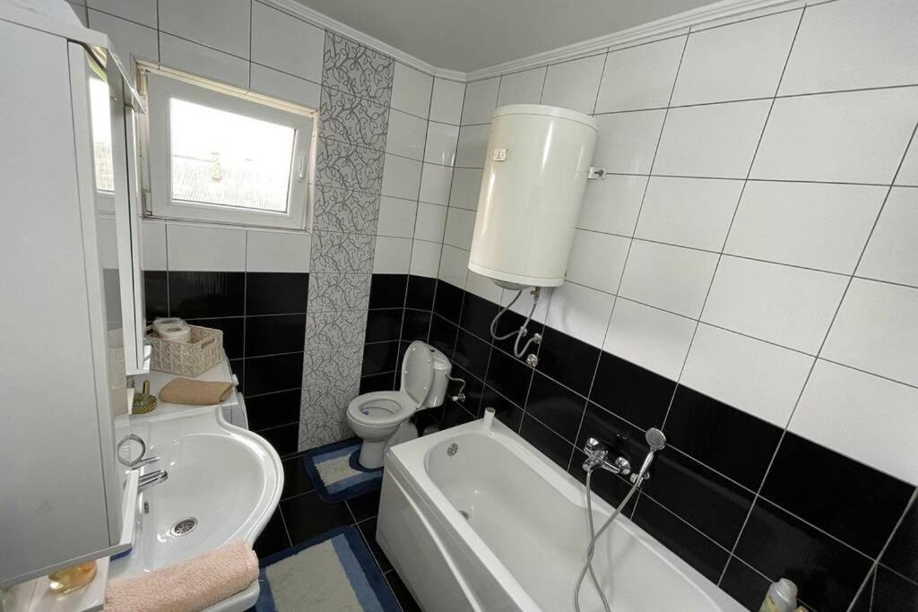 Stan Na Dan Oplenac Apartment Topola Luaran gambar